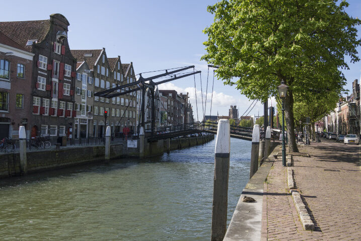 parkeren onder de haven